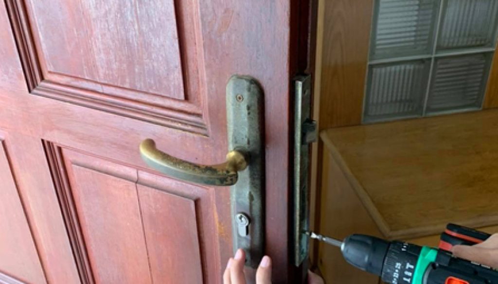 urgent locksmith in singapore