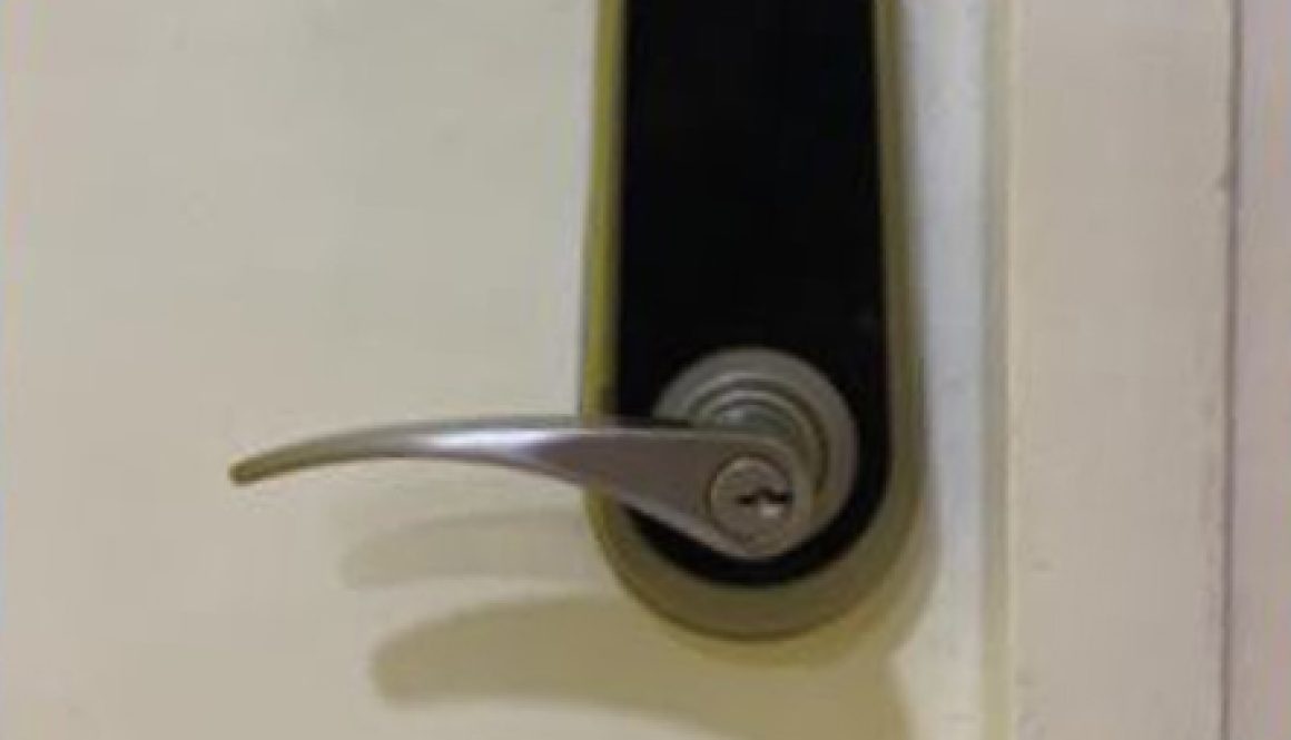 singapore-locksmith-luggage
