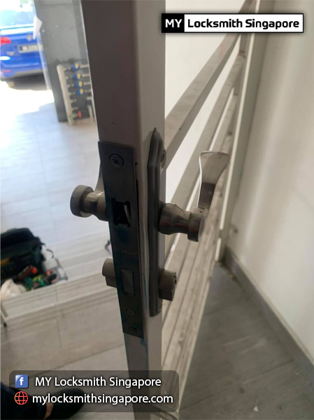 singapore-locksmith-luggage