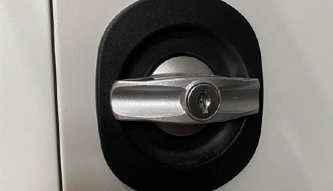 singapore-locksmith-luggage