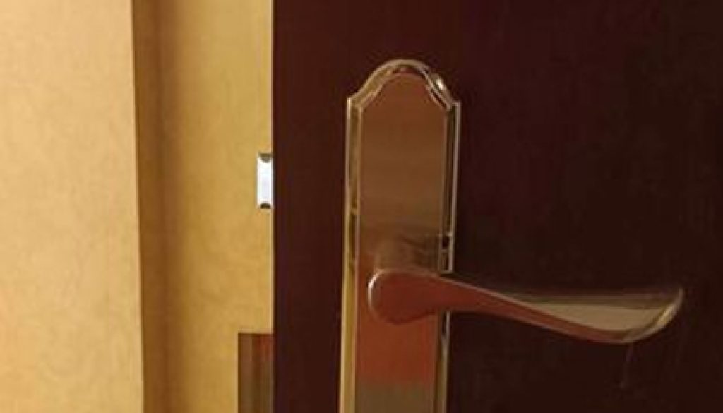 emergency-locksmith-singapore3