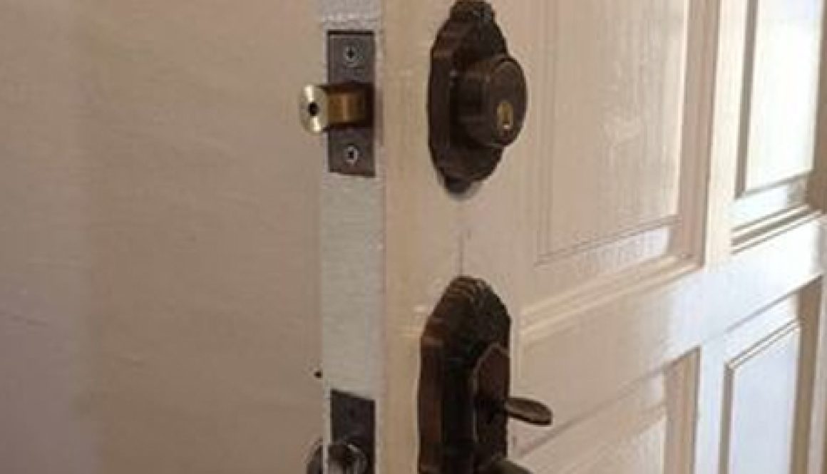 emergency-locksmith-singapore5