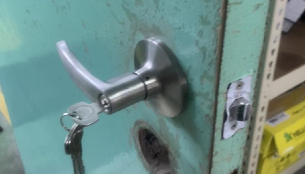 locksmith-singapore-tampines4